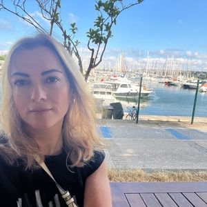 Meet your Posher, Aisha